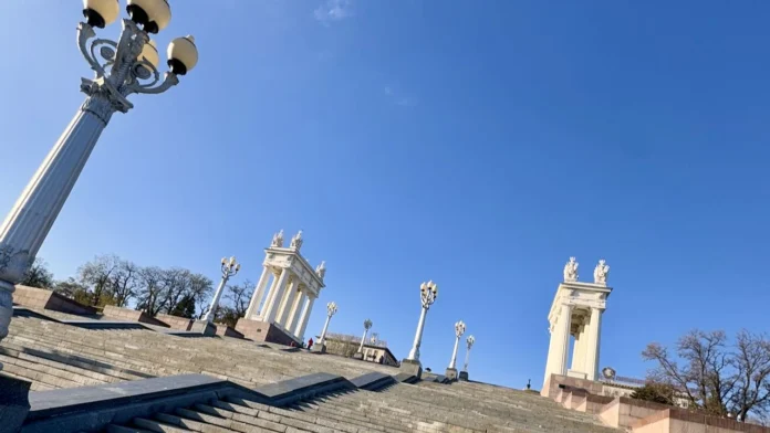 Volga Hydroelectric Station - A Marvel of Engineering and Power