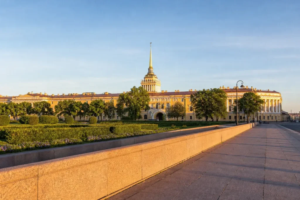 Admiralteysky District, Saint Petersburg: Palaces and Cathedrals