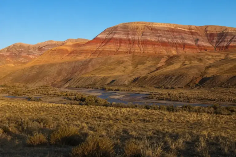 Aktash and Altai Mars Day Trip: Colored Mountains and Thermal Springs