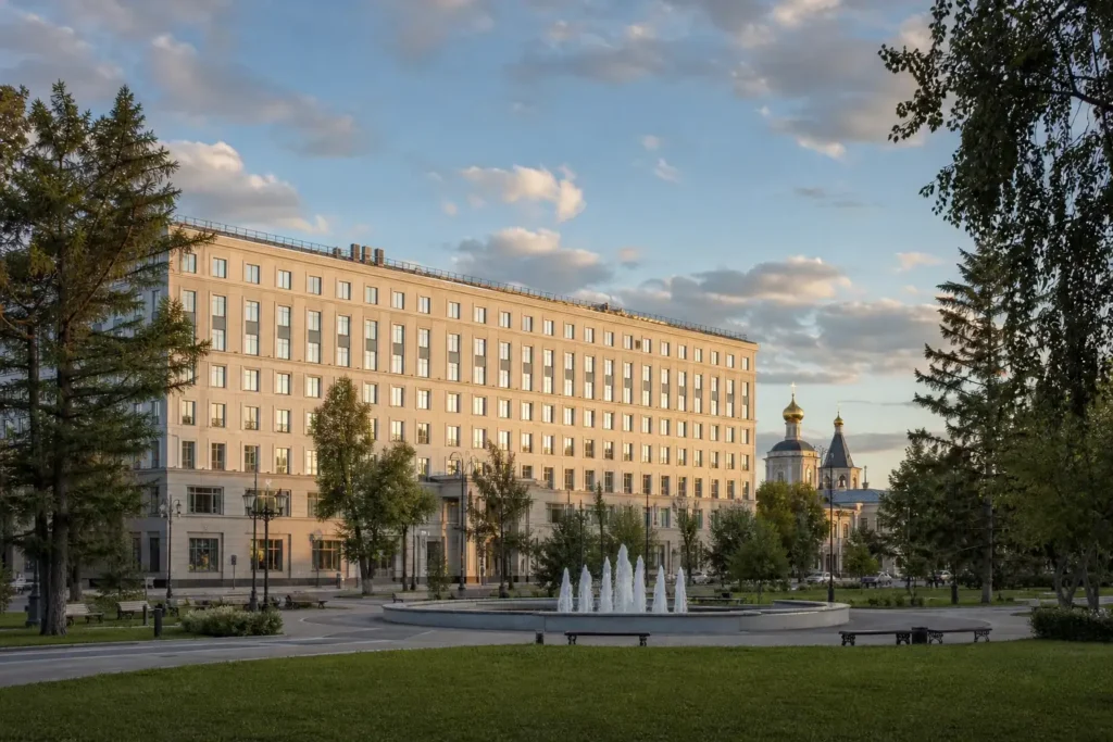 Angara Hotel, Irkutsk: Large Three-Star Hotel at Kirov Square