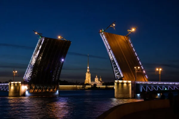 Best Bridges and Drawbridge Viewing Spots, Saint Petersburg: 9 Picks