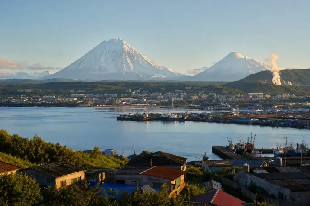 Best Places to Visit in Kamchatka: Volcanoes, Geysers and Bays