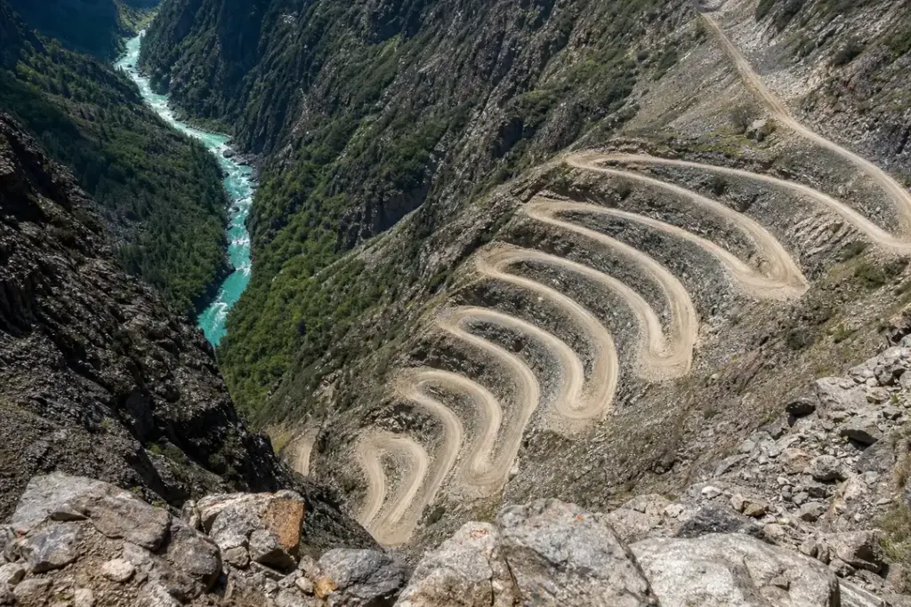 Best Scenic Drives and Mountain Passes, Altai Mountains: Routes from Highway to Extreme