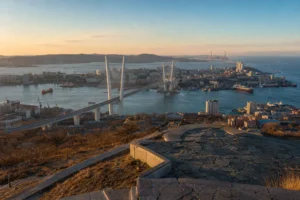 Best Viewpoints for Panoramic City & Bay Views, Vladivostok: Bridges, Bays and Observation Decks