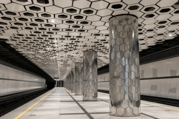 Botanicheskaya Metro Station: Terminal Stop and Geometric Design