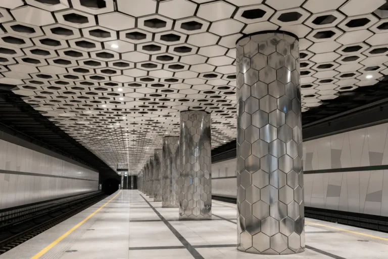 Botanicheskaya Metro Station: Terminal Stop and Geometric Design 3
