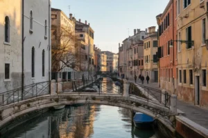 Canals and Bridges Walking Itinerary, Saint Petersburg: Moika to Neva