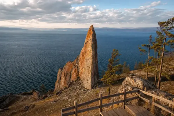 Cape Khoboy: Baikal's Northernmost Fang and Sacred Shamanic Site 7