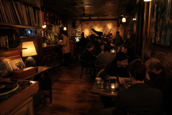 Contrabanda Club: Live Jazz and Vinyl in Vladivostok