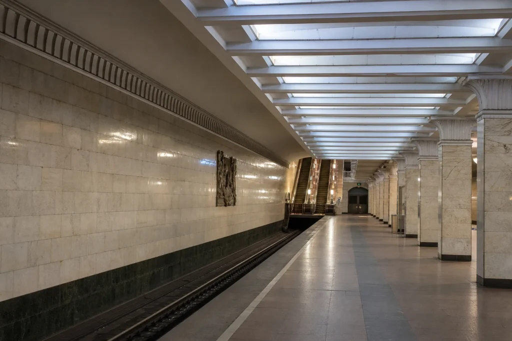 Dinamo, Yekaterinburg: Metro Station and Gateway to Soviet Sports