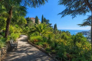 Free or low-cost attractions, Sochi: Parks, beaches and walks without breaking the bank