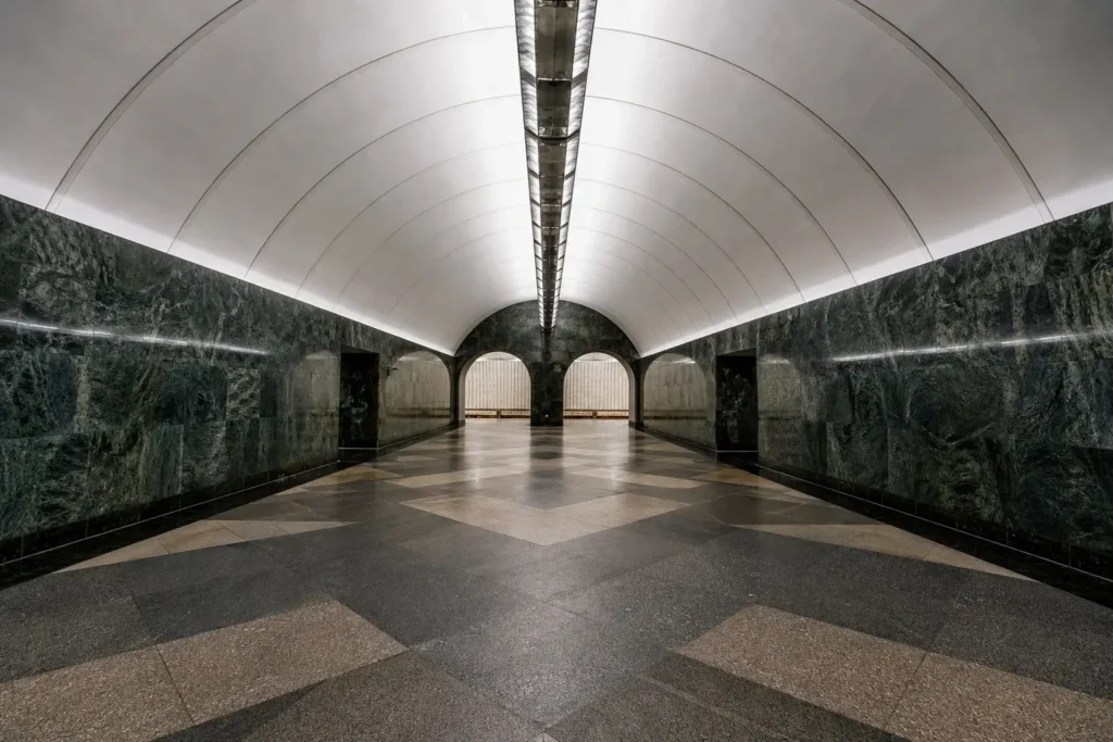Gorki Metro Station: Architecture and Arrival Guide
