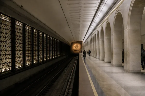 Gorkovskaya Metro Station, Saint Petersburg: Fortress Stop