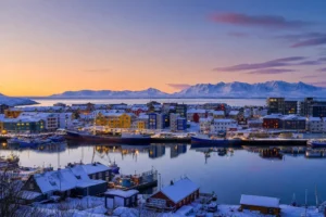 Half-day + full-day combinations for different interests, Murmansk: Arctic history, aurora and Arctic culture itineraries