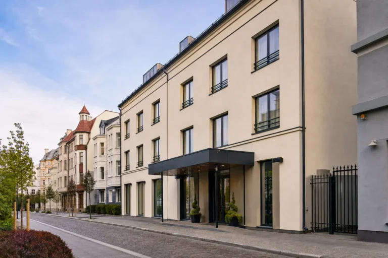 Hotel Briz: Central Kaliningrad Accommodation with Free Parking