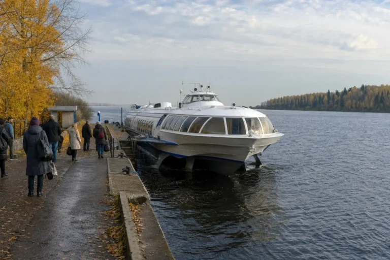 How to Book Lake Baikal Boat Tickets, Irkutsk: Raketa Pier Guide