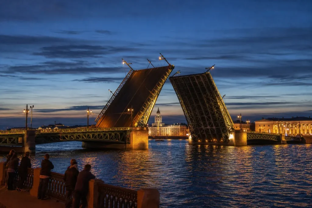 How to Cross the Neva During Drawbridge Openings, Saint Petersburg: Plan