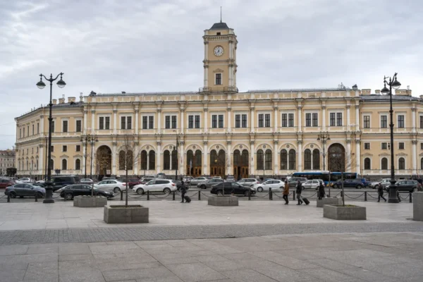 How to Find the Right Railway Station, Saint Petersburg: Guide
