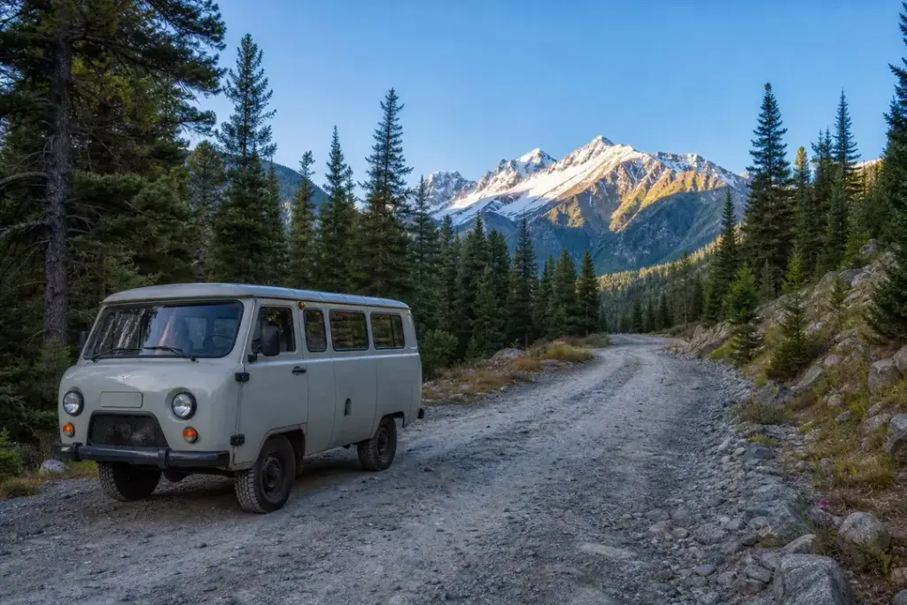 How to Get Around the Altai Mountains Without a Car: Marshrutkas, Tours, and Hiking Routes