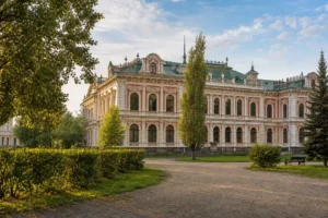 Irkutsk Regional Art Museum: Sukachev Collection and Visiting Tips
