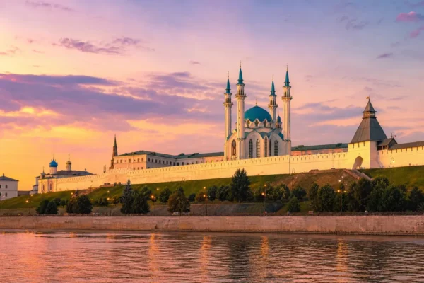 Kazan at Sunset: Three Hours to See the City Transform