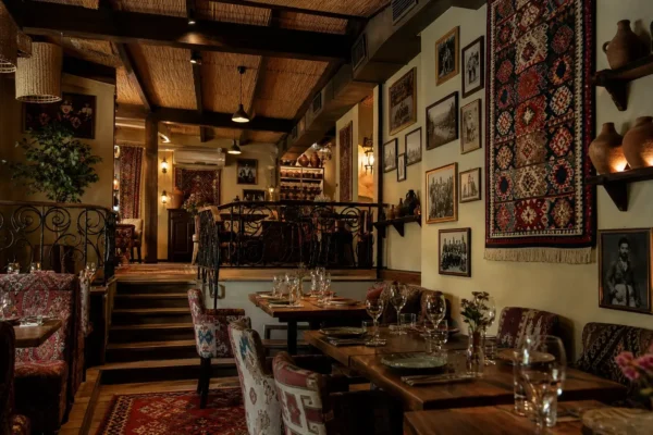 Khmeli Suneli: Authentic Georgian Cuisine in Yekaterinburg