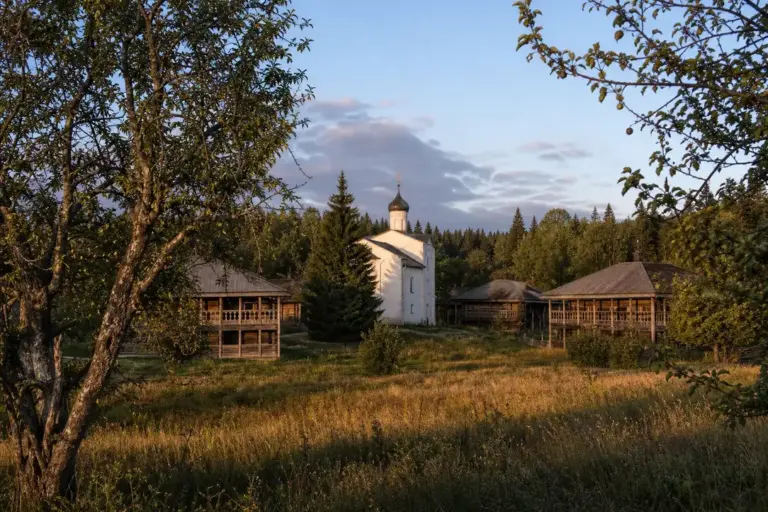 Kinerma Village: A Living Monument to Karelian Wooden Architecture