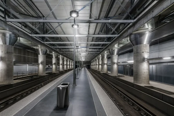 Kozya Sloboda Metro Station: Getting There and What It Serves