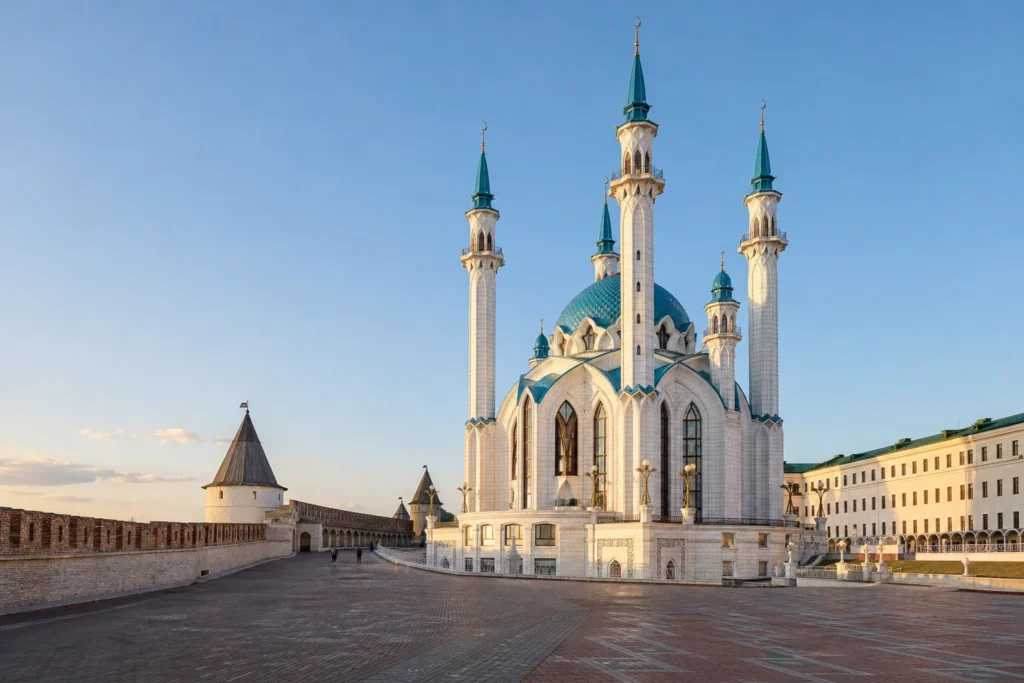 Kul Sharif Mosque, Kazan: What to See, Dress Code and the Museum