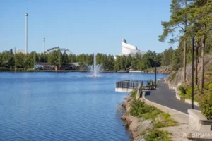 Lake Semyonovskoye: Murmansk’s Arctic Recreation Hub