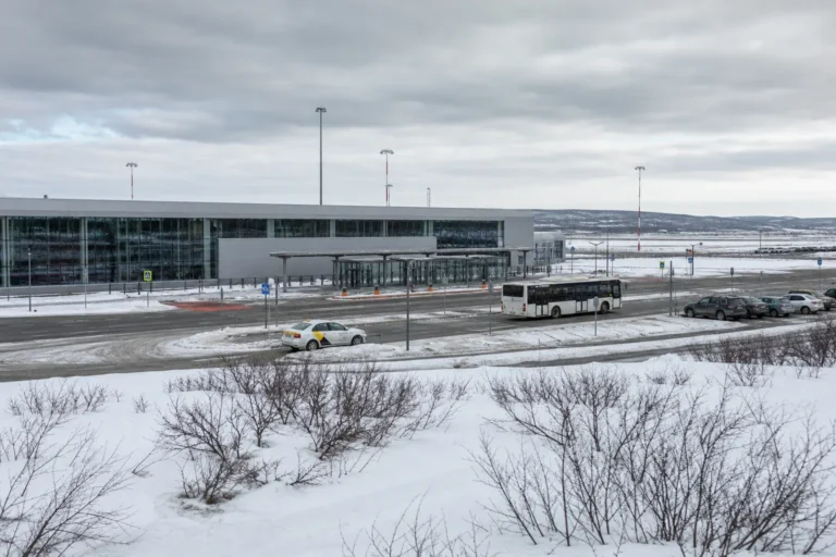Murmansk Airport: How to Get to the City