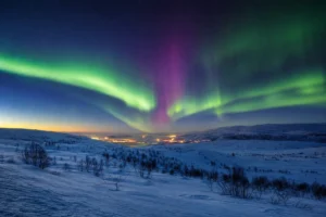 You cannot see auroras in Russia
