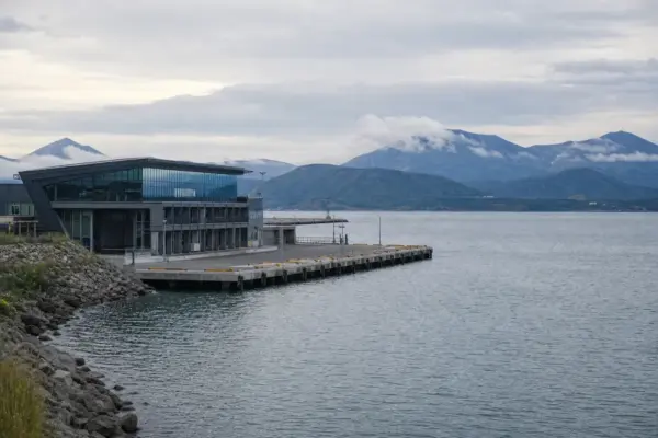 Petropavlovsk-Kamchatsky Sea Passenger Terminal: Access and Facilities 1