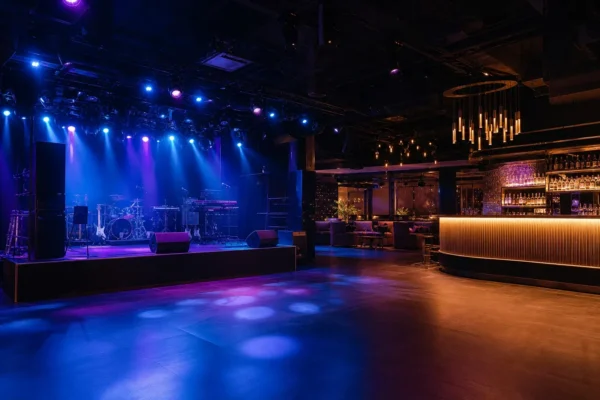 Plutus Resto Club Sochi: Restaurant, Nightclub and Karaoke
