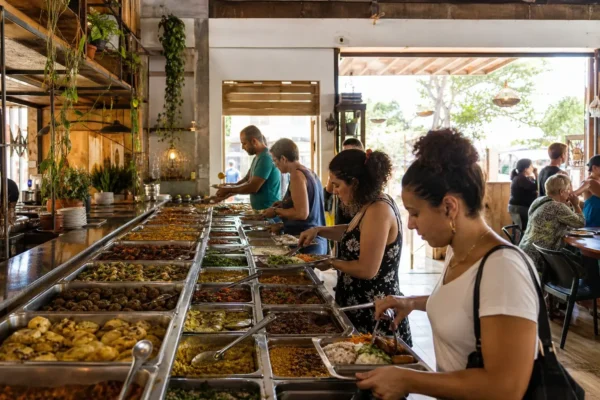 Red-Buffet, Sochi: Casual Dining, Live Music and Buffet Counter