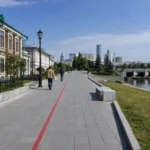 Red Line Historic Center Walk: 9 km Through Yekaterinburg’s Heart