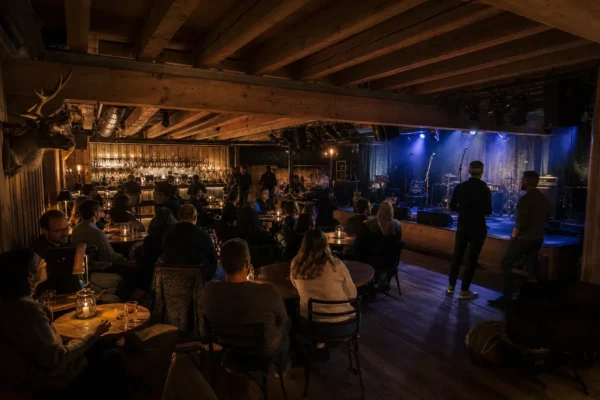 Rock’n’Roll Music Bar, Murmansk: Live Music and Nightlife in the Arctic