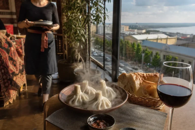 Rustaveli: Georgian Cuisine and Wine in Central Volgograd