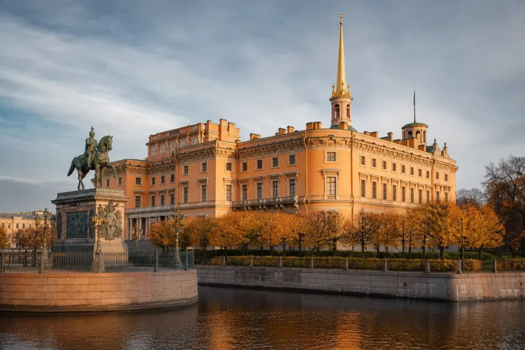 Saint Michael's Castle, Saint Petersburg: Hours and Interiors