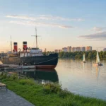 Solnechny, Irkutsk: Reservoir Shore and the Icebreaker Angara