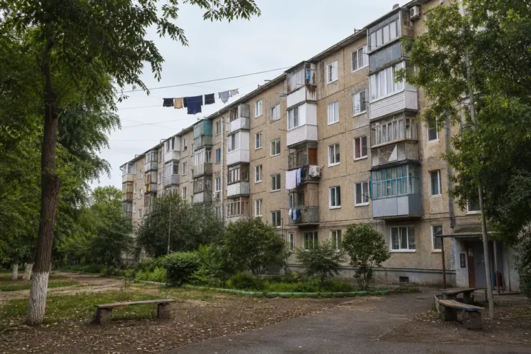 Traktorozavodsky District: Soviet Industry and Wartime History 62