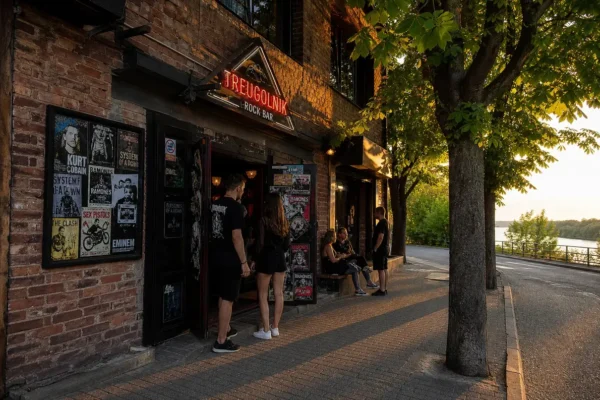 Treugolnik Rock Bar, Sochi: Live Concerts and Authentic Rock Culture