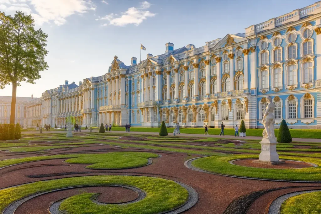 Tsarskoye Selo Day Trip, Saint Petersburg: Amber Room, Palaces and Park