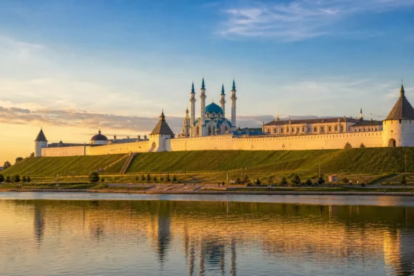 Vakhitovsky District, Kazan: What to See and How to Walk It