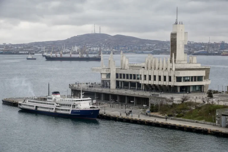 Vladivostok Sea Terminal: Ferry, Cruise and Island Travel Hub