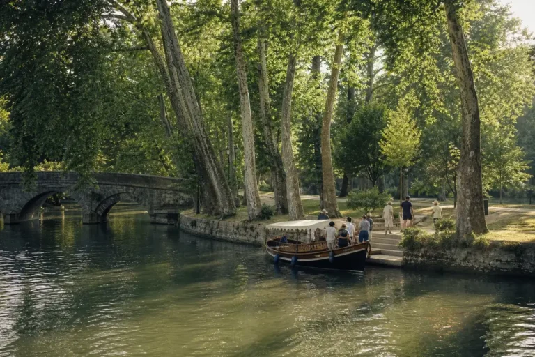 Yelagin Island Pier, Saint Petersburg: Park Landing for Boat Trips
