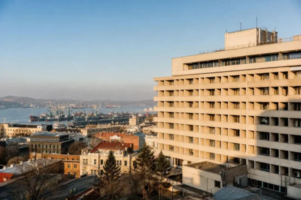 Zhemchuzhina Hotel, Vladivostok: Central Location, Practical Accommodations